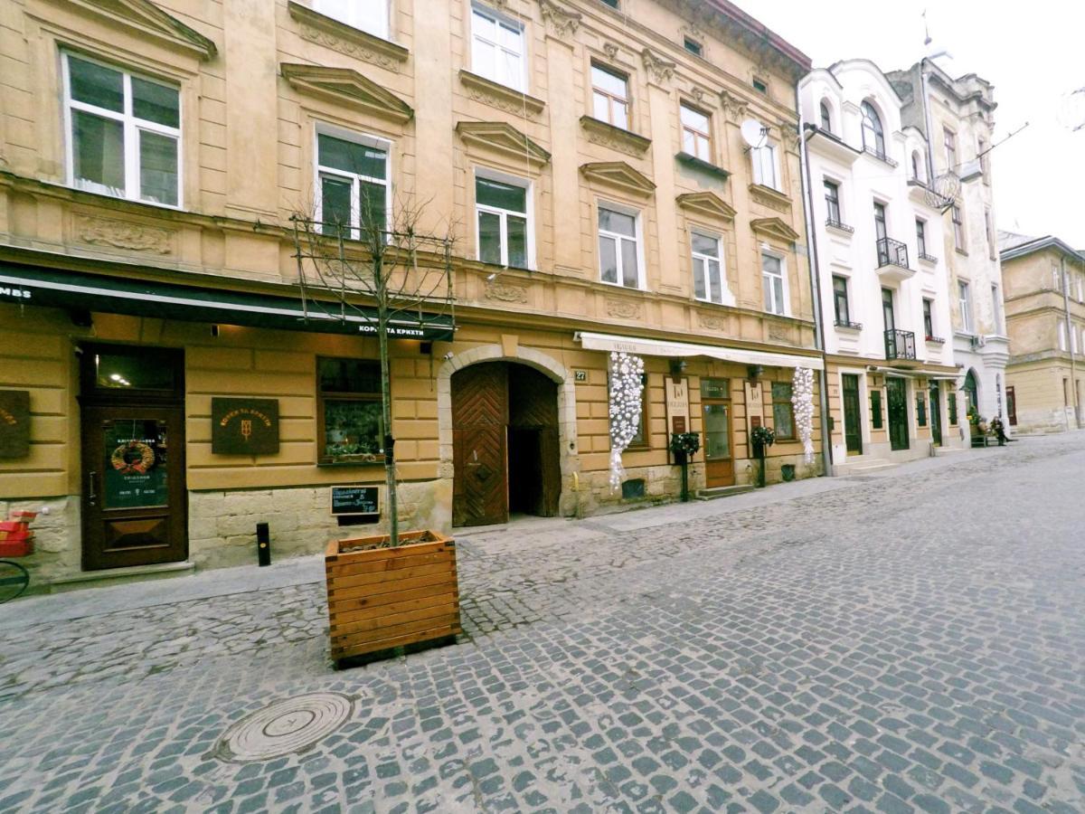 Lion King Lesya Ukrainka Apartment Lviv Exterior photo